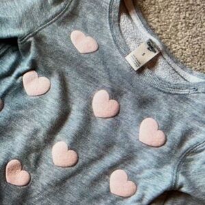 Cozy little place with great features blouse